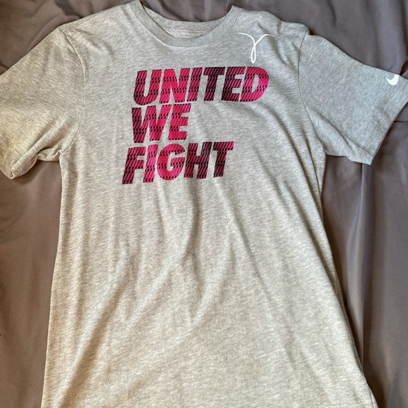 Nike Breast Cancer Mens T Shirt (Small Never Worn) - Picture 1 of 1